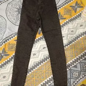 джинсы новые