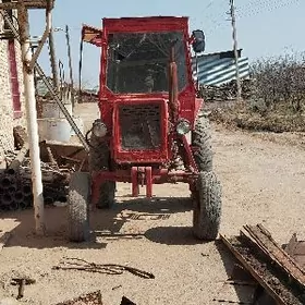 MTZ T-28 1980
