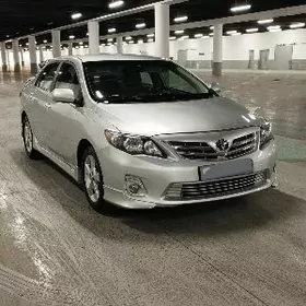 Toyota Corolla 2013