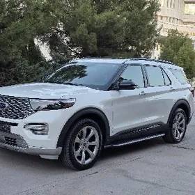 Ford Explorer 2021