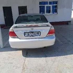 Toyota Camry 2005