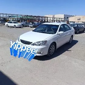 Toyota Camry 2004