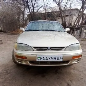 Toyota Camry 1992