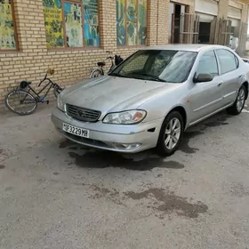 Nissan Maxima 2000