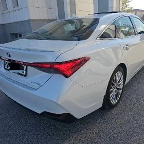 Toyota Avalon 2020