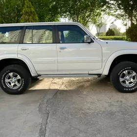 Nissan Patrol 1998