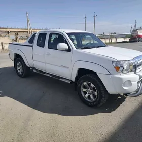 Toyota Tacoma 2010