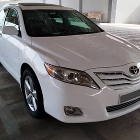 Toyota Camry 2011