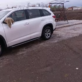 Toyota Highlander 2018