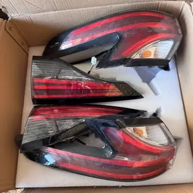 Sienna 2023 ysky stop cyra