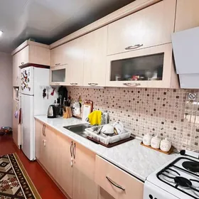 kuhonny garnitur, dashky gapy.