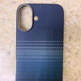 iPhone 16 cehol чехол