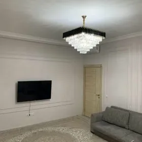 Gurtly 2023 4/2 1kom