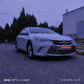 Toyota Camry 2017