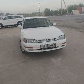 Toyota Camry 1993