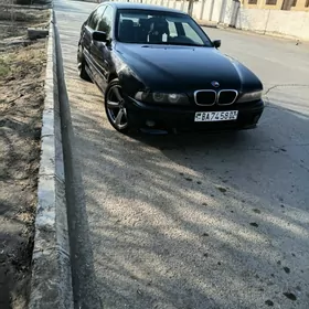 BMW M5 2002