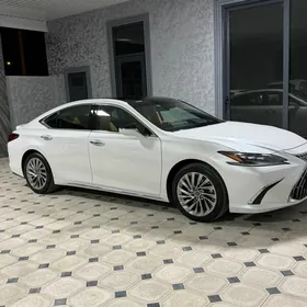 Lexus ES 350 2023