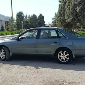 Toyota Avalon 2003