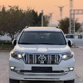 Toyota Land Cruiser Prado 2022