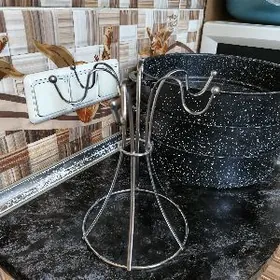 ПРОДАЕТСЯ ПОДСТАВКА