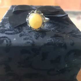 Серебро кольцо янтарь -желток