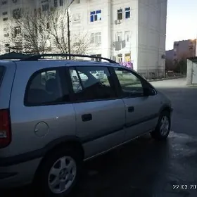 Opel Zafira 2001