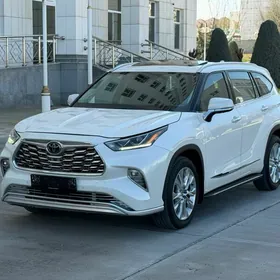Toyota Highlander 2020