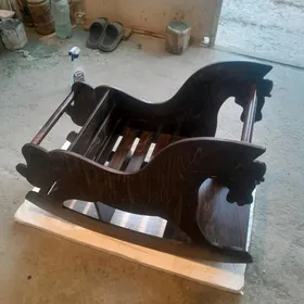 ЛОШАДКА ДЕТСКАЯ