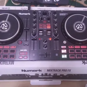 dj Numark mixtrack PRO