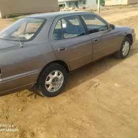 Toyota Camry 1992