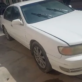 Nissan Cefiro 1999