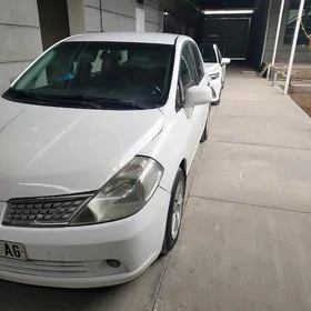 Nissan Versa 2009