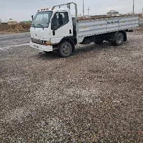 Mitsubishi Fuso 2000
