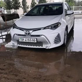 Toyota Corolla 2018
