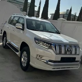 Toyota Land Cruiser Prado 2022