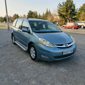 Toyota Sienna 2009