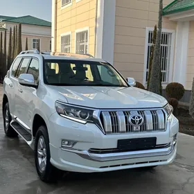 Toyota Land Cruiser Prado 2022