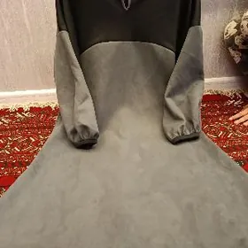 Geyilmedik tayn koynekler