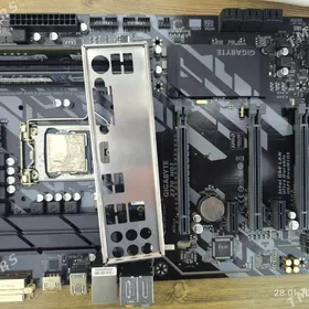 Core i7 9Gen + Plata z370