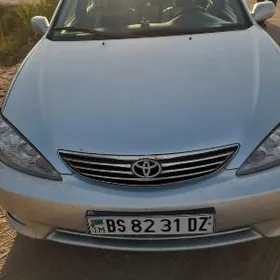 Toyota Camry 2003