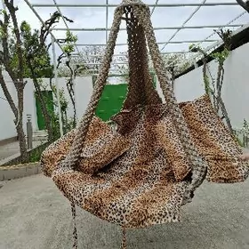 качелях для сада