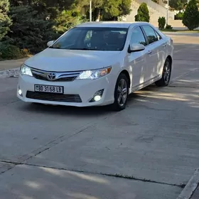Toyota Camry 2012