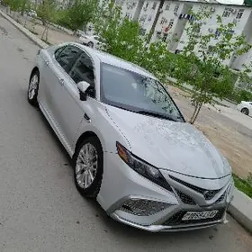 Toyota Camry 2022