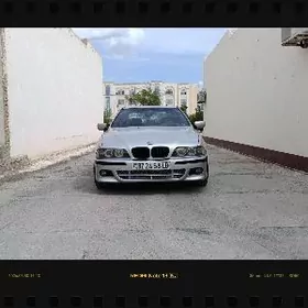 BMW E39 2002
