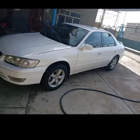 Toyota Camry 1998