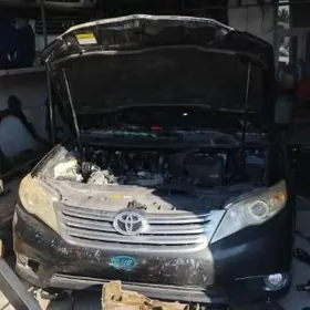 Toyota Awalon 11 morda