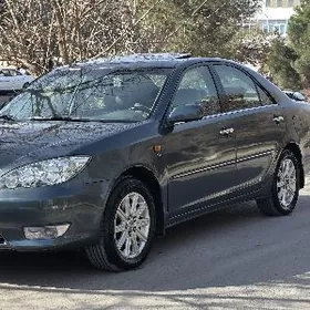 Toyota Camry 2005