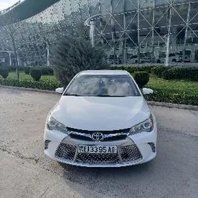 Toyota Camry 2015
