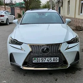 Lexus IS 300 2017