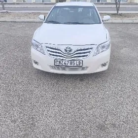 Toyota Camry 2010